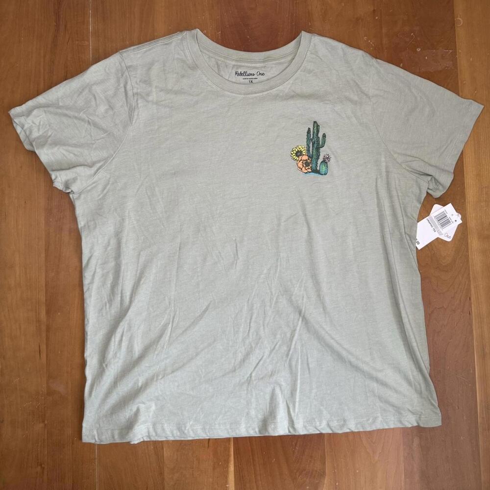 Rebellious One Distressed Cactus Graphic Light Green Tee 0 NWT